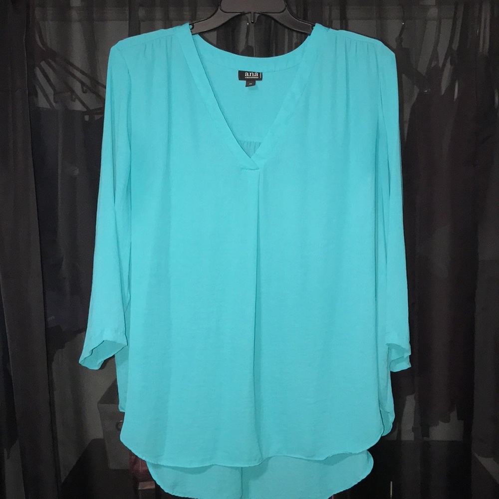 Three-quarter length blouse